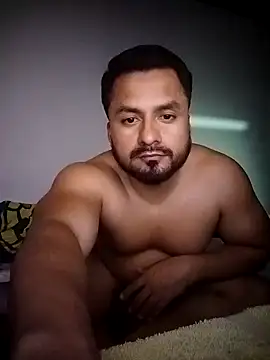 Snapshot of Ant1990 chatting on 04/08/26, 03:30 Ant1990 online show from 04/08/26, 03:30