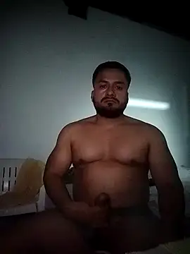 Snapshot of Ant1990 chatting on 04/13/26, 03:21 Ant1990 online show from 04/13/26, 03:21