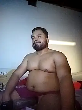 Snapshot of Ant1990 chatting on 04/14/26, 03:44 Ant1990 online show from 04/14/26, 03:44