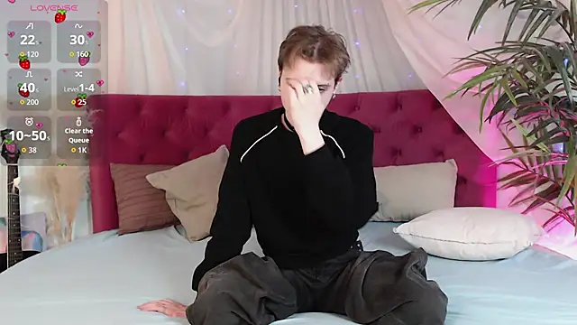 DemianEnglen online show from 11/23/25, 09:08