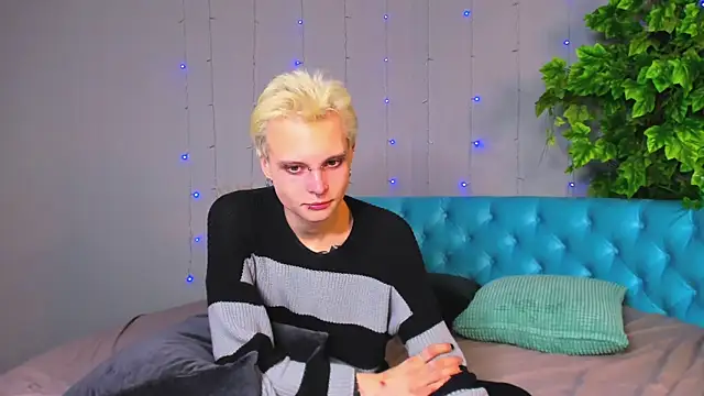 DemianEnglen online show from 02/02/25, 11:42
