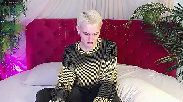 DemianEnglen online show from 02/01/25, 11:37