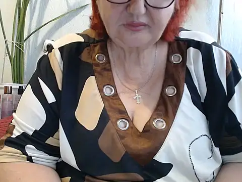 Snapshot of DeniseeRosea chatting on 06/16/26, 07:52 DeniseeRosea online show from 06/16/26, 07:52