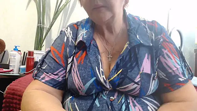 DeniseeRosea online show from 10/20/25, 06:37