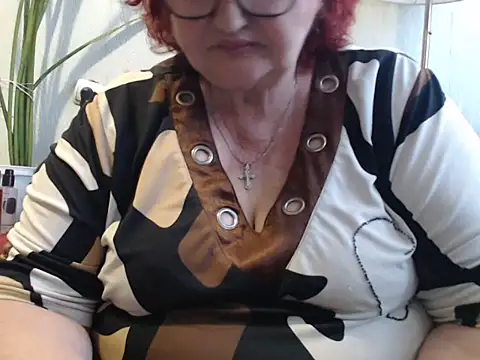 Snapshot of DeniseeRosea chatting on 05/22/26, 12:03 DeniseeRosea online show from 05/22/26, 12:03