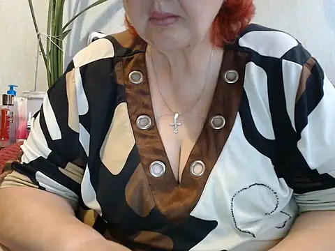 Snapshot of DeniseeRosea chatting on 07/16/26, 09:50 DeniseeRosea online show from 07/16/26, 09:50