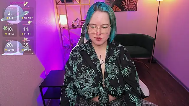 Manic pixie  online show from 05/23/26, 03:33
