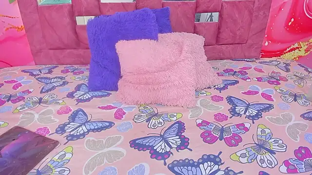 scarlett  evans  online show from 02/14/26, 06:19