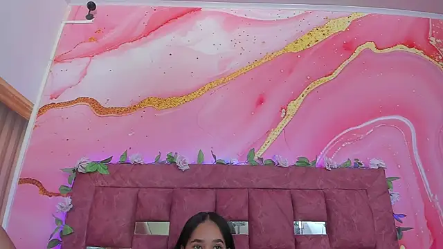 Snapshot of scarlett__evans_ chatting on 07/14/26, 06:25 scarlett evans online show from 07/14/26, 06:25