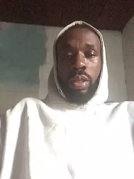 Snapshot of onewinnertee chatting on 04/09/26, 12:22 onewinnertee online show from 04/09/26, 12:22