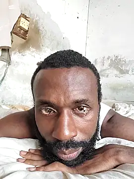 Snapshot of onewinnertee chatting on 02/16/26, 01:54 onewinnertee online show from 02/16/26, 01:54