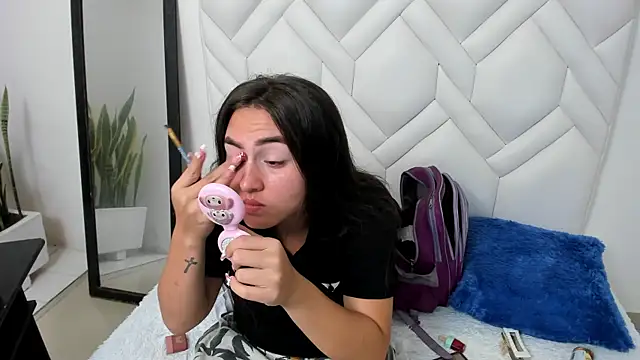 LindaHooker online show from 03/22/26, 06:37