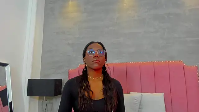 Alaia Colins online show from 11/27/25, 03:07