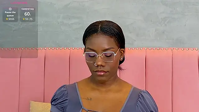 Alaia Colins online show from 02/20/26, 11:39