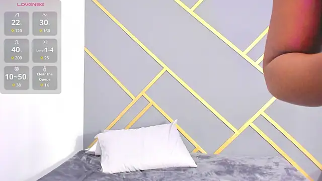 Snapshot of Alaia_Colins chatting on 03/21/25, 04:17 Alaia Colins online show from 03/21/25, 04:17