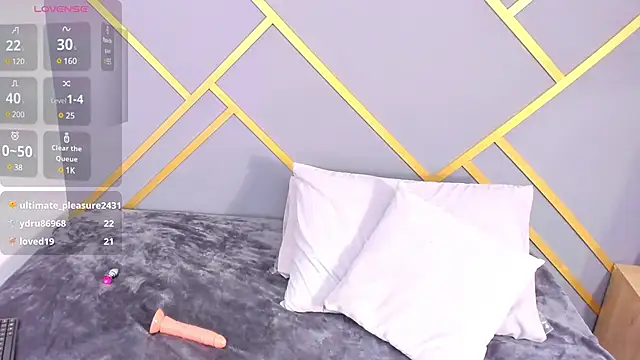 Snapshot of Alaia_Colins chatting on 03/22/25, 10:06 Alaia Colins online show from 03/22/25, 10:06