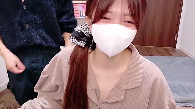 NA-KAREN-V8 online show from 10/09/25, 01:00