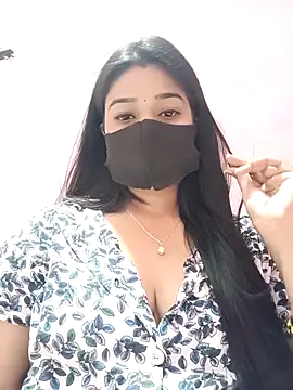 Simran-001 online show from 04/13/26, 12:31