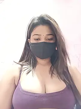 Simran-001 online show from 06/25/26, 12:43