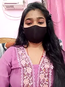 Snapshot of Simran-001 chatting on 03/15/25, 06:54 Simran-001 online show from 03/15/25, 06:54