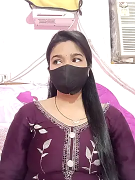 Snapshot of Simran-001 chatting on 09/26/25, 01:29 Simran-001 online show from 09/26/25, 01:29