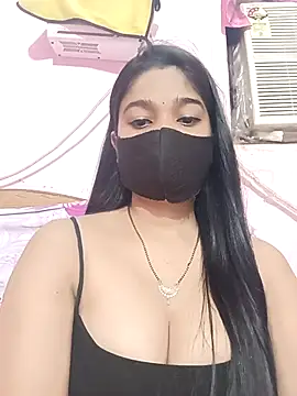 Snapshot of Simran-001 chatting on 10/04/25, 05:14 Simran-001 online show from 10/04/25, 05:14