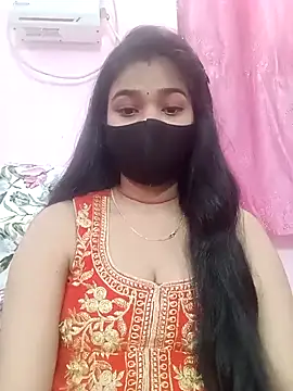 Snapshot of Simran-001 chatting on 03/08/25, 06:21 Simran-001 online show from 03/08/25, 06:21