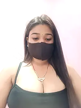 Snapshot of Simran-001 chatting on 05/05/26, 12:19 Simran-001 online show from 05/05/26, 12:19