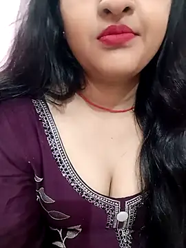 Snapshot of Simran-001 chatting on 03/18/25, 02:28 Simran-001 online show from 03/18/25, 02:28
