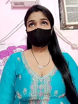 Snapshot of Simran-001 chatting on 09/15/25, 02:17 Simran-001 online show from 09/15/25, 02:17