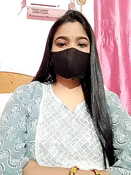 Snapshot of Simran-001 chatting on 12/02/25, 11:34 Simran-001 online show from 12/02/25, 11:34