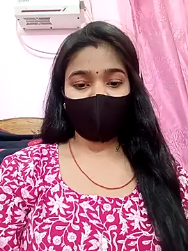 Snapshot of Simran-001 chatting on 03/12/25, 07:46 Simran-001 online show from 03/12/25, 07:46