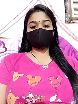 Snapshot of Simran-001 chatting on 09/28/25, 06:15 Simran-001 online show from 09/28/25, 06:15