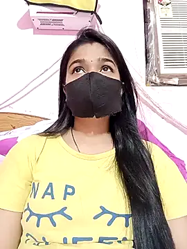 Snapshot of Simran-001 chatting on 10/02/25, 06:50 Simran-001 online show from 10/02/25, 06:50