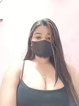 Snapshot of Simran-001 chatting on 06/04/26, 12:32 Simran-001 online show from 06/04/26, 12:32