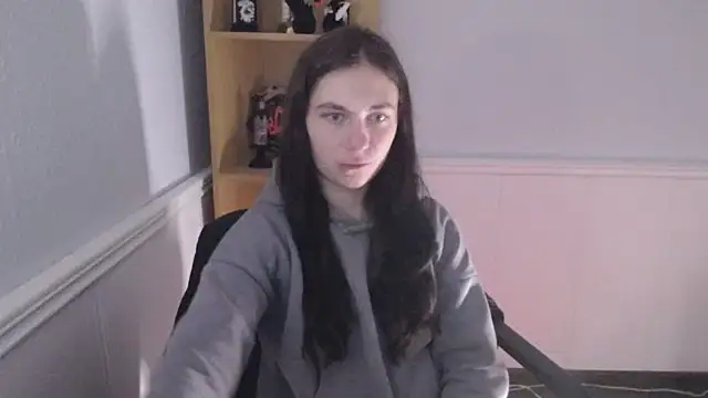 Snapshot of AmandaJi_ chatting on 10/27/25, 07:42 AmandaJi  online show from 10/27/25, 07:42