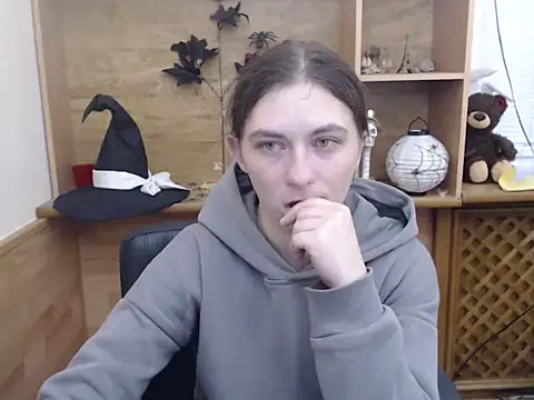 AmandaJi  online show from 12/01/25, 07:42