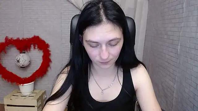 Snapshot of AmandaJi_ chatting on 03/18/25, 10:28 AmandaJi  online show from 03/18/25, 10:28