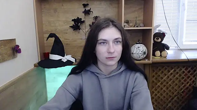 AmandaJi  online show from 11/11/25, 07:25