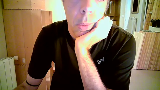 Snapshot of choice669 chatting on 06/03/26, 05:17 choice669 online show from 06/03/26, 05:17