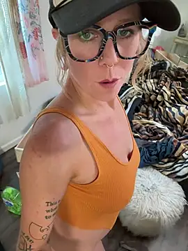 I am babydoll online show from 01/15/26, 04:54