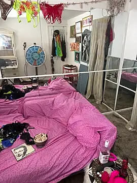 I am babydoll online show from 12/16/25, 10:14