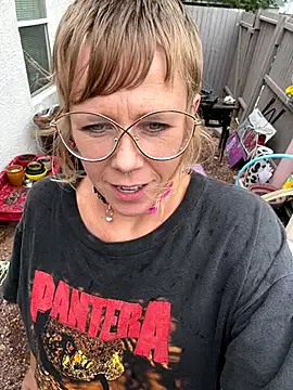 I am babydoll online show from 10/13/25, 08:21