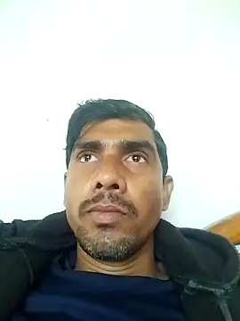 Snapshot of USHA_BHABHI chatting on 12/22/25, 04:56 USHA BHABHI online show from 12/22/25, 04:56