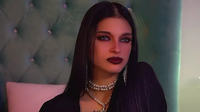 BeverlyMost online show from 11/04/25, 06:11