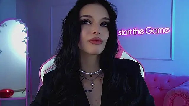 Snapshot of BeverlyMost chatting on 02/21/26, 10:39 BeverlyMost online show from 02/21/26, 10:39