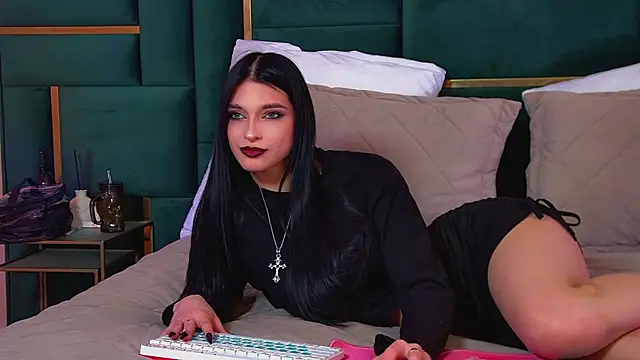 BeverlyMost online show from 06/02/26, 06:19