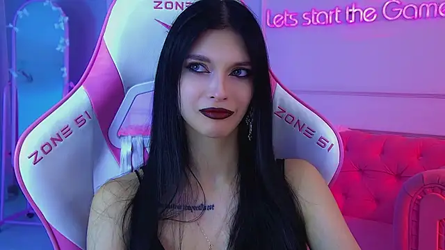 BeverlyMost online show from 06/12/26, 06:44