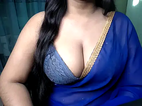 Saanviraa online show from 11/16/25, 02:27