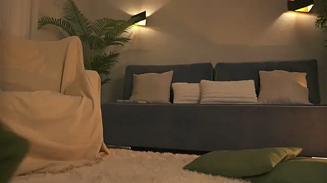Sofa 01 online show from 05/05/26, 02:09